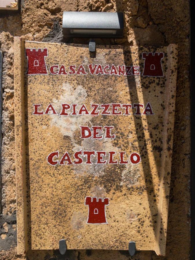 Casa Vacanze La Piazzetta Del Castello Montecalvello Ngoại thất bức ảnh